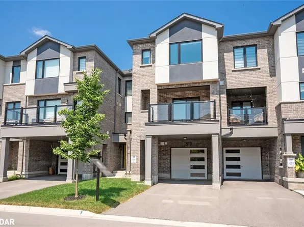 512 Bellflower Ct, Milton, ON L9E 1W4