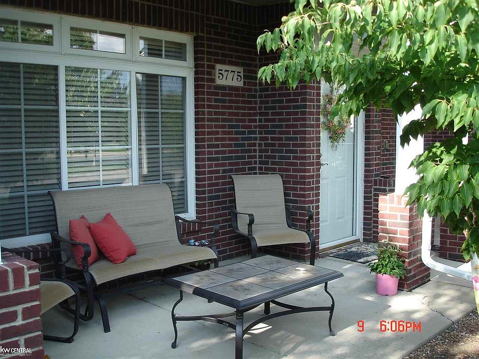 1st image of 5775 Twin Oaks Dr #76