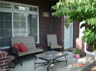 5775 Twin Oaks Dr #76, Sterling Heights, MI 48314