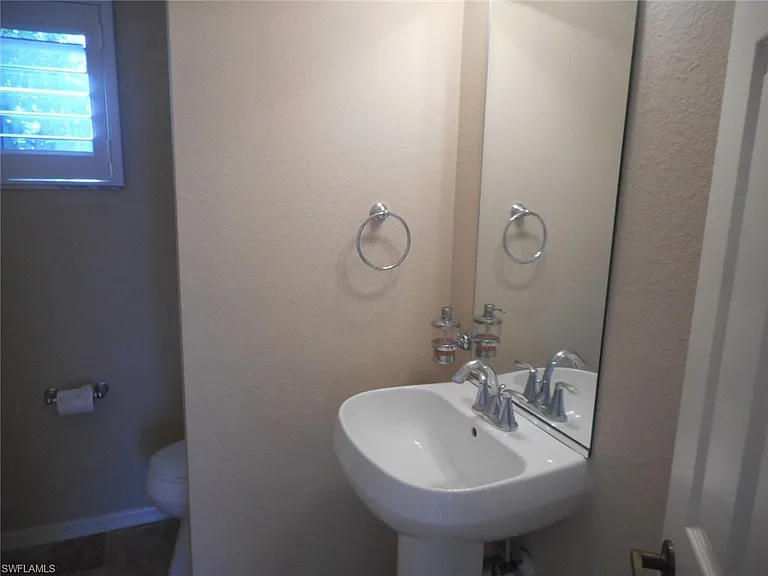 1513 SW 58th St — Photo 15