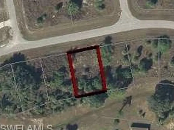 3038 NE Beechwood Cir, Labelle, FL 33935