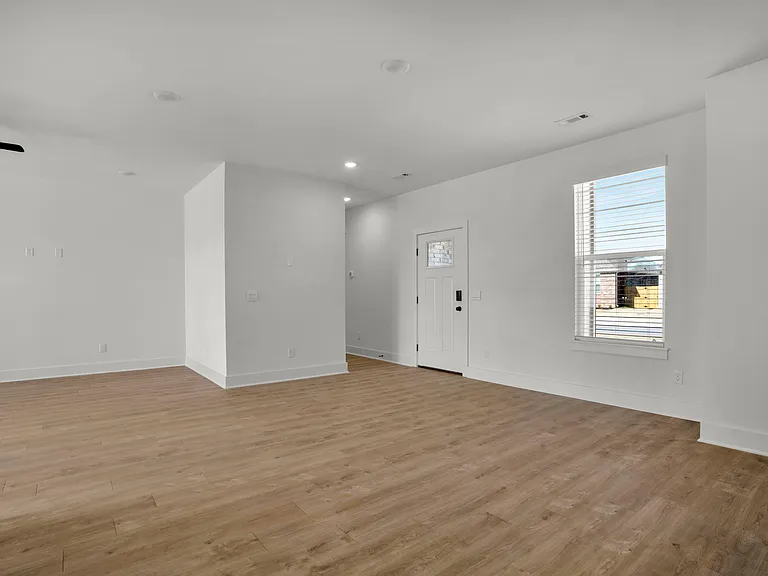 4805 W Sturgeon St — Photo 8