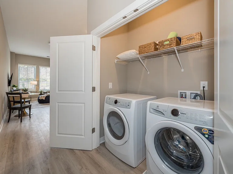 Acclaim at Cary Pointe — Photo 16