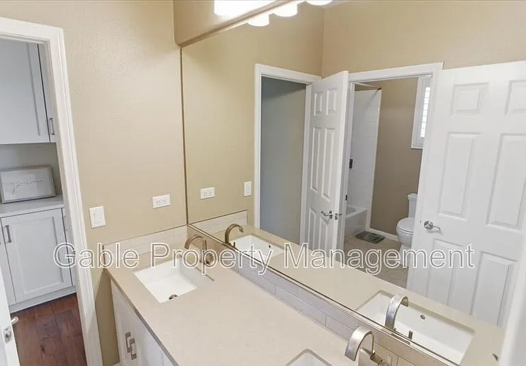26882 Greenleaf Ct — Photo 20