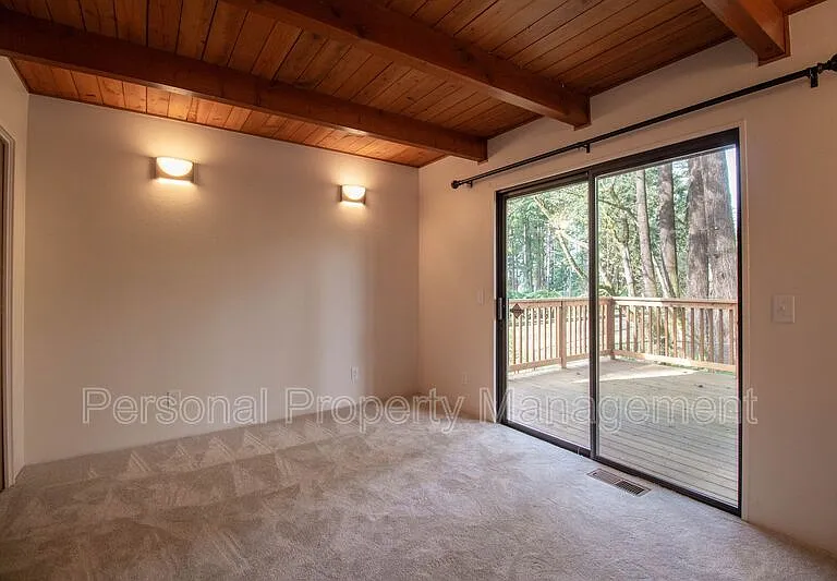 11623 SE Evergreen Hwy — Photo 9