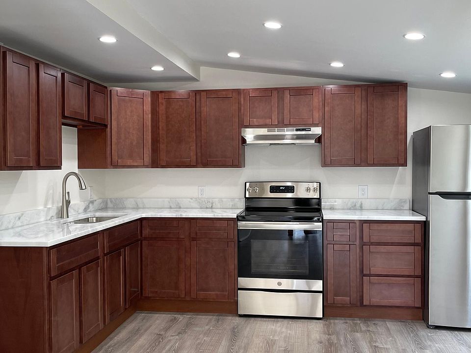 1st image of 420 N 4th St APT F