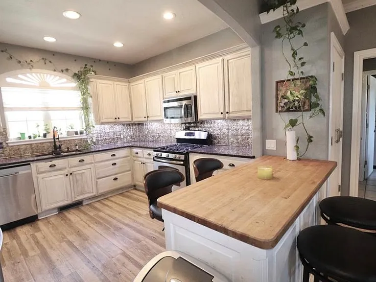 2932 Misty Ridge Dr — Photo 8
