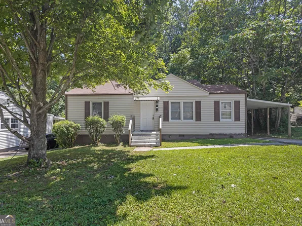 2430 Semmes St, East Pt, GA 30344