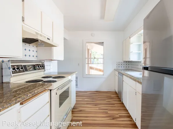 3841 SE 92nd Ave, Portland, OR 97266