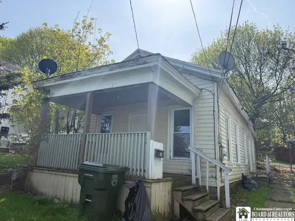108 Hazzard St, Jamestown, NY 14701