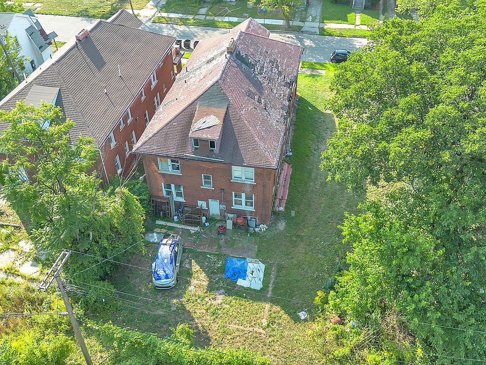 2300 W Buena Vista St, photo 11