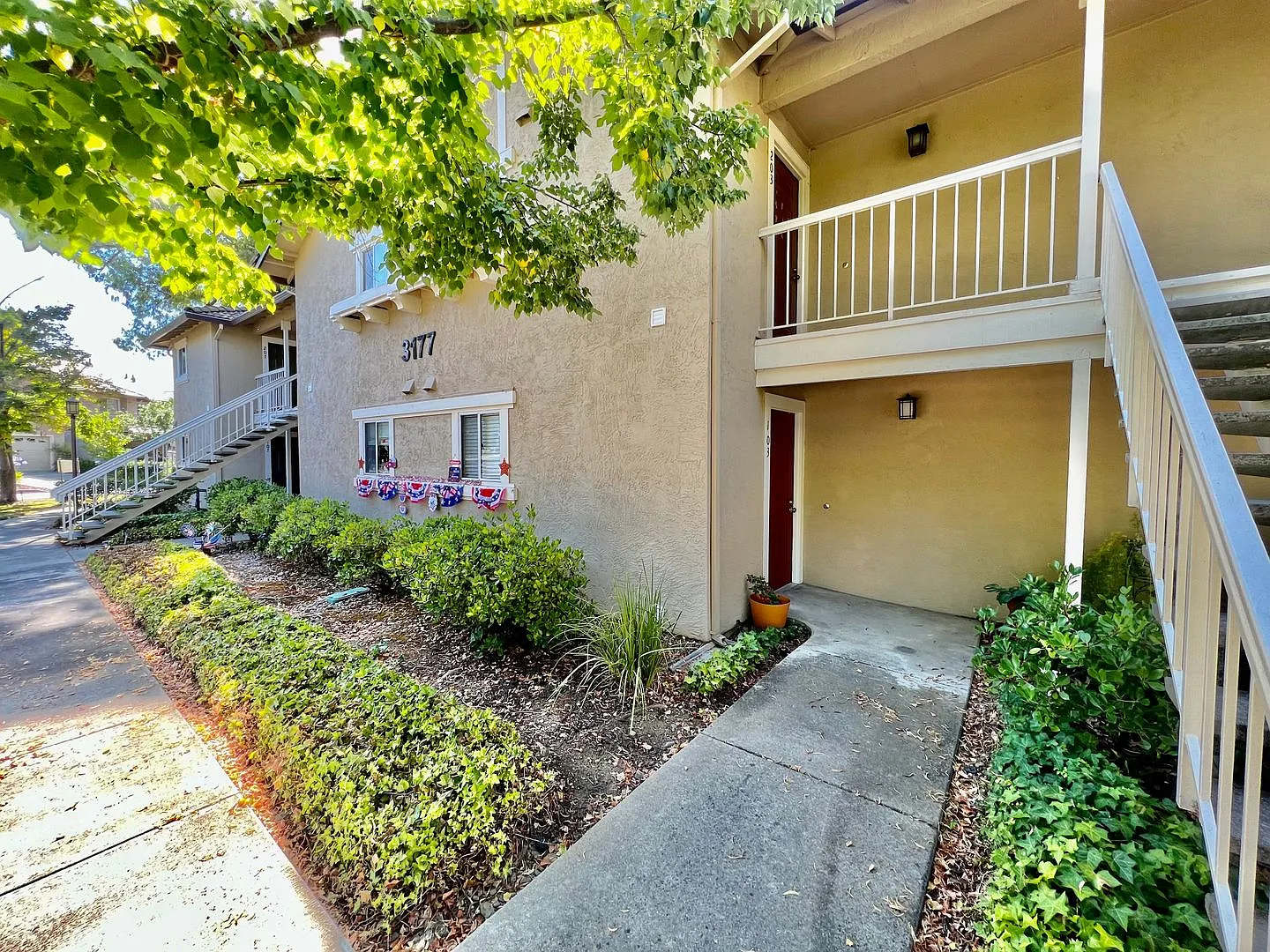 3177 Chateau Way APT 103 photo 1