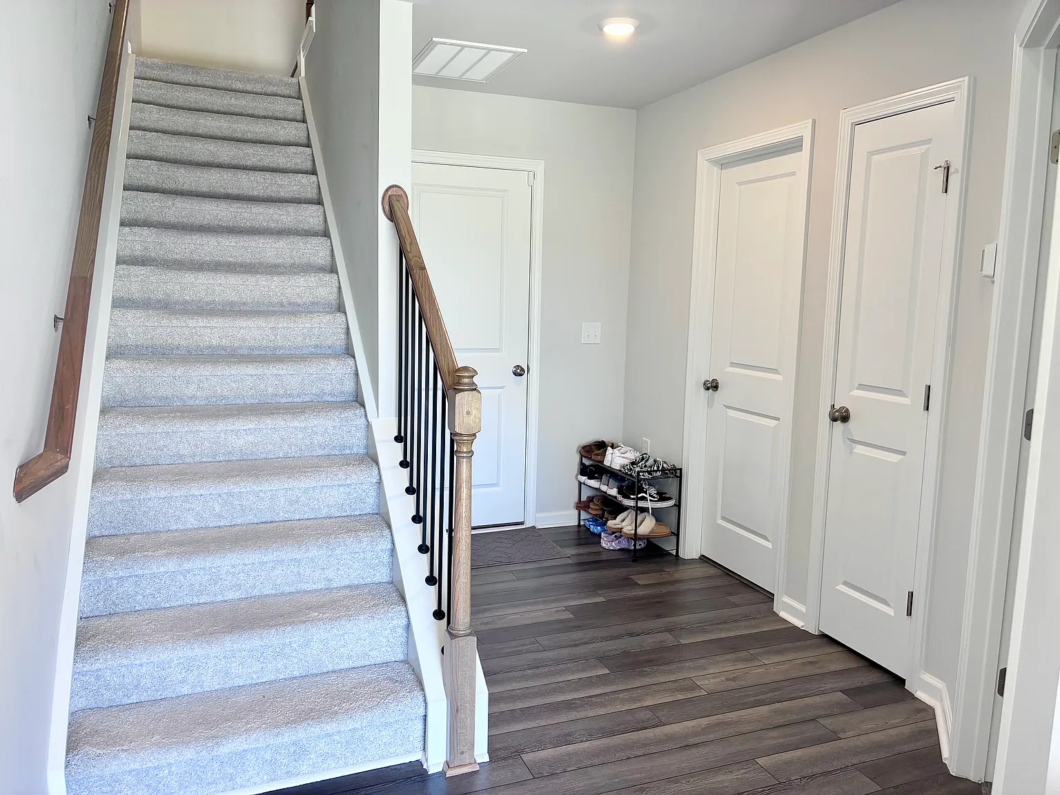 3 bed, 3.5 bath, 1804 sqft, $1,850 — Photo 4