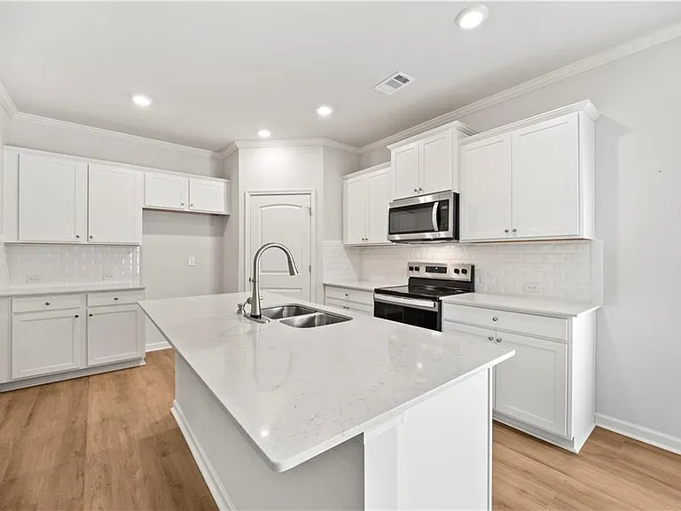 6710 Corryton St — Photo 6