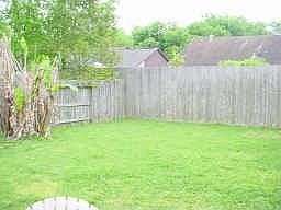 5th image of 626 Knoll Forest Dr