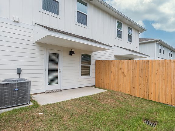 3rd image of 8706 Meadow Flower Ln