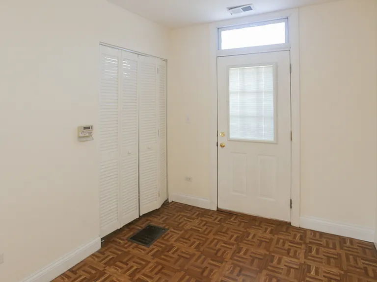 3846 1/2 N Southport Ave #3 — Photo 11