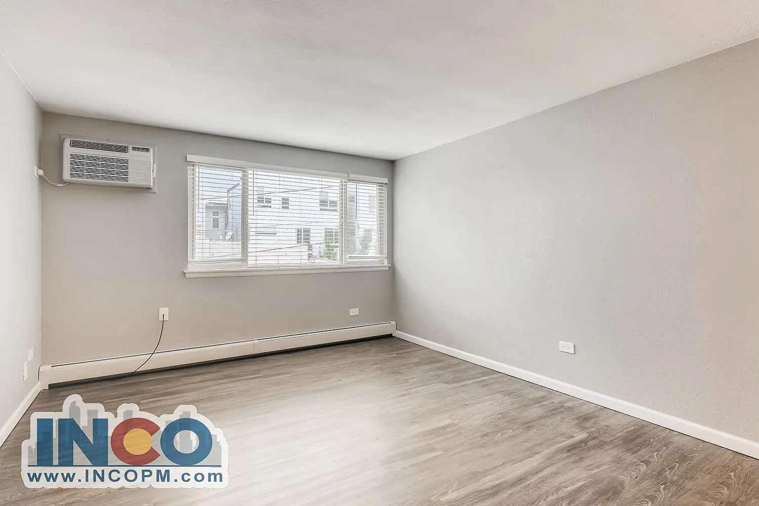2 bed, 950 sqft, $1,440 — Photo 3