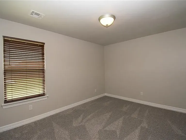 9444 NW 88th St — Photo 21