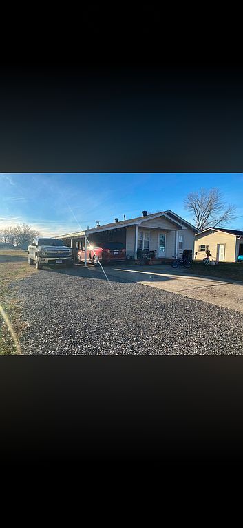 108 S West St - Property Image