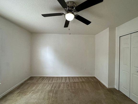 5th image of 422 Pine Shadow Ln