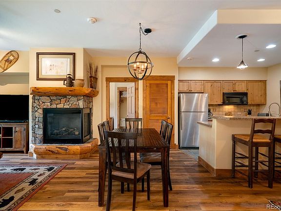 5th image of 2920 Village Dr #2106