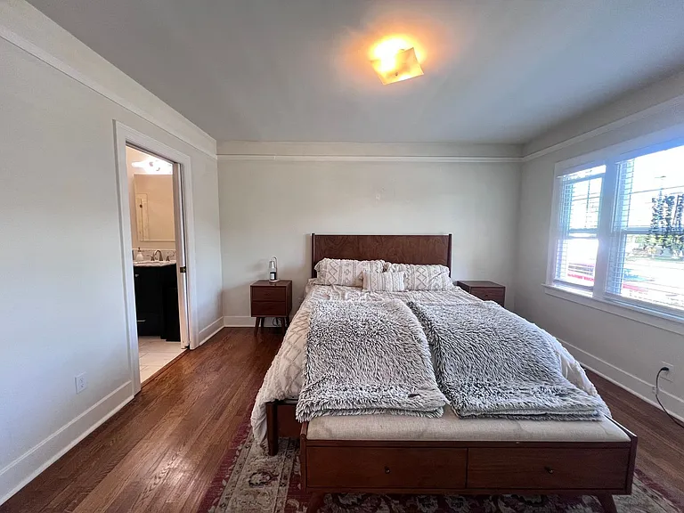 2355 Cherry St — Photo 8