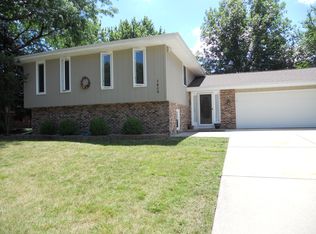1609 Erin Dr, Normal, IL 61761