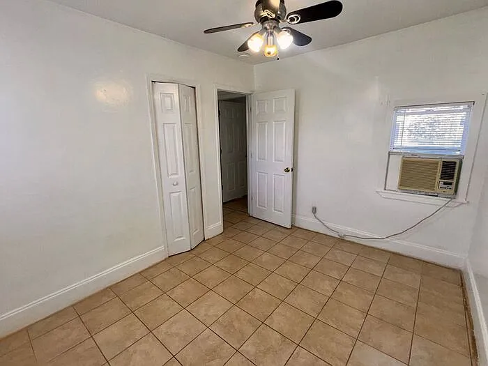 2330 S Ferncreek Ave #C — Photo 11