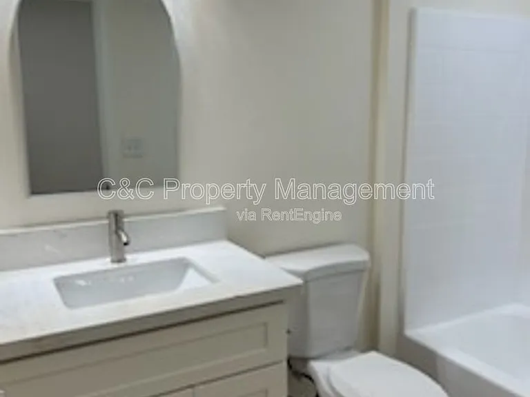 8912 Carvalho Ct — Photo 5