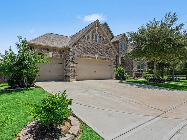2627 Petunia Valley Dr, Brookshire, TX 77423