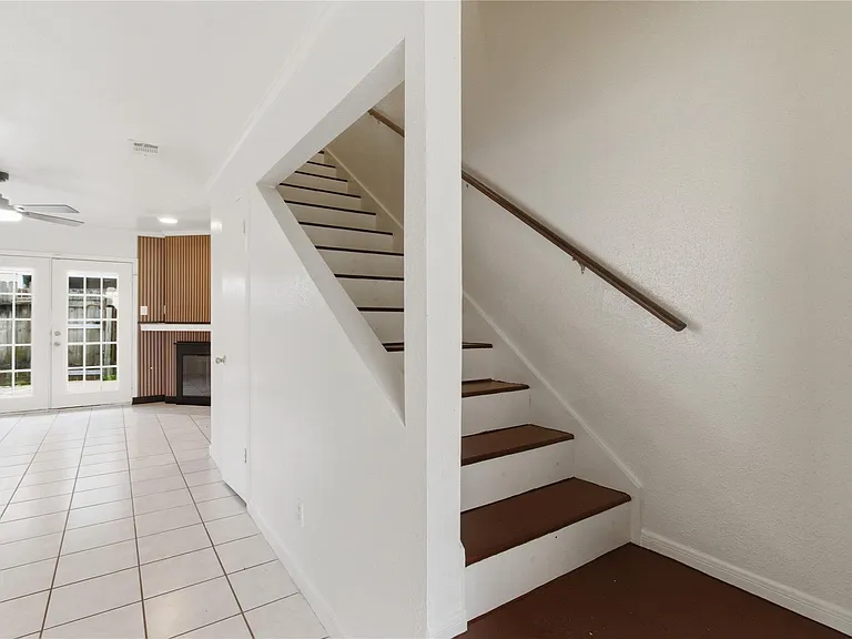 11000 Kinghurst Dr #134 — Photo 12