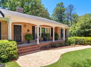 517 Ridgecrest Rd, Lagrange, GA 30240