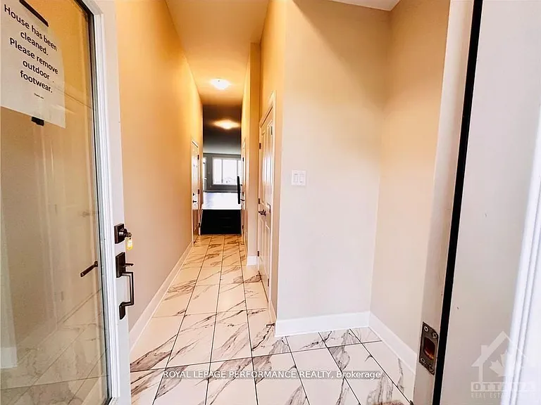 196 Hooper St — Photo 3
