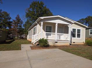 9 Redwood Cir, Newnan, GA 30263