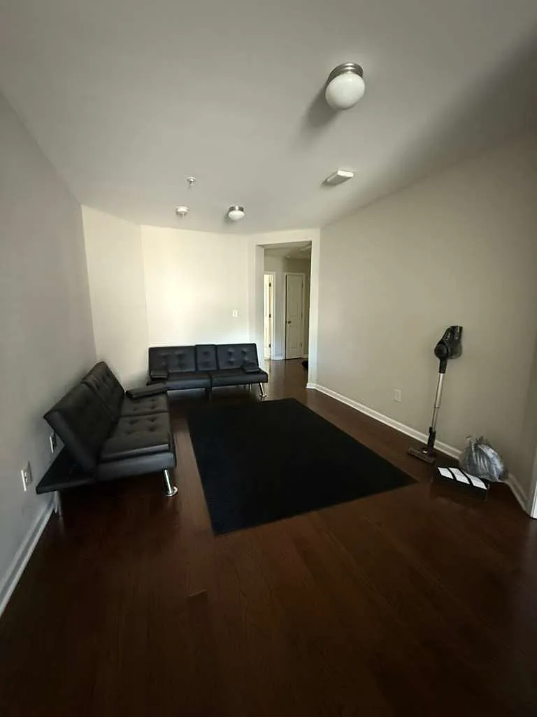 Building Photo - 1262 Elderwood Way