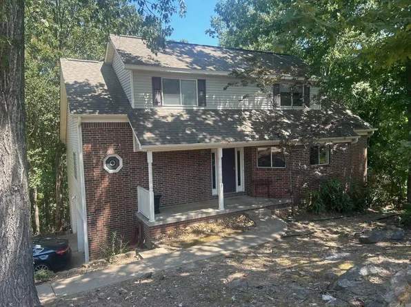 18 Rocky Crest Ct, Little Rock, AR 72211