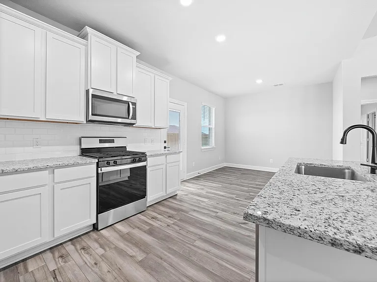 2032 Brentwood Dr — Photo 11
