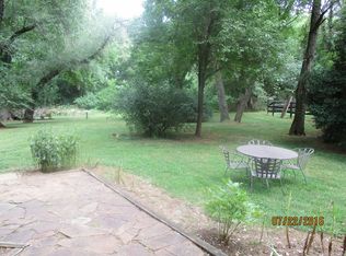 6843 Blantyre Rd, Warrenton, VA 20187