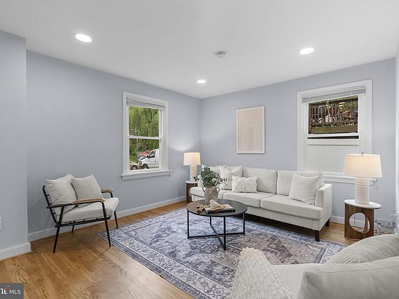 4th image of 3006 Lindell St