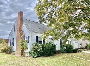 133 Jennie Ln, Warwick, RI 02889