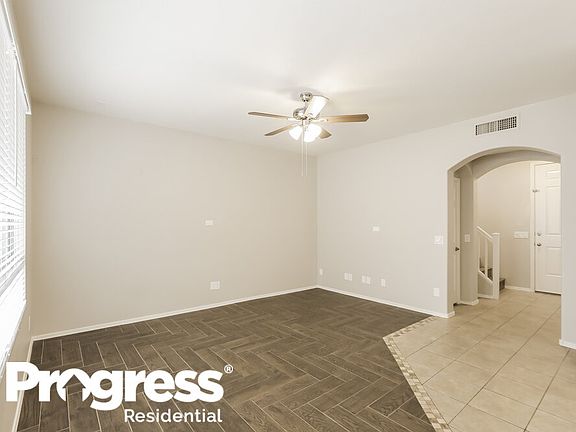 4th image of 1319 S Mansard