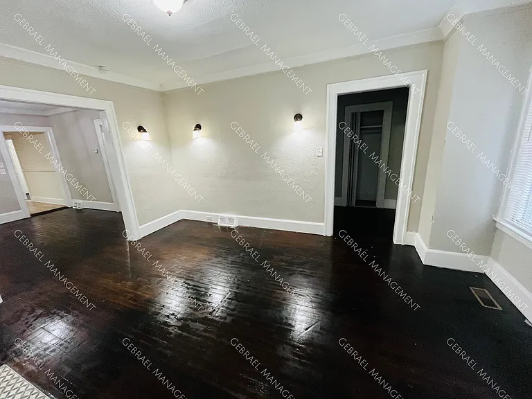 2223 W Euclid St — Photo 10