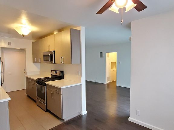 3rd image of 3714 Inglewood Blvd #111