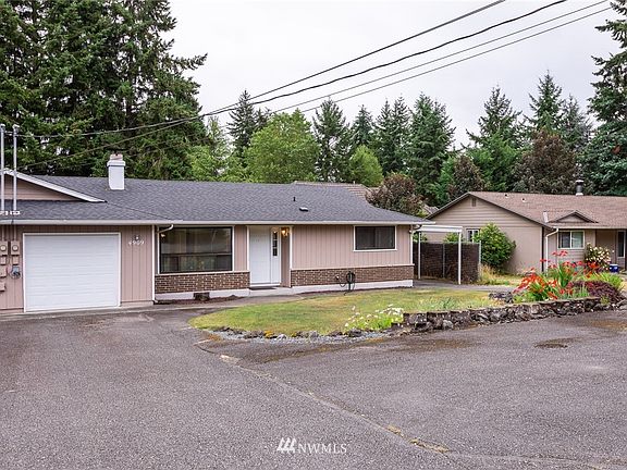 2nd image of 4907 4909 63rd Avenue W