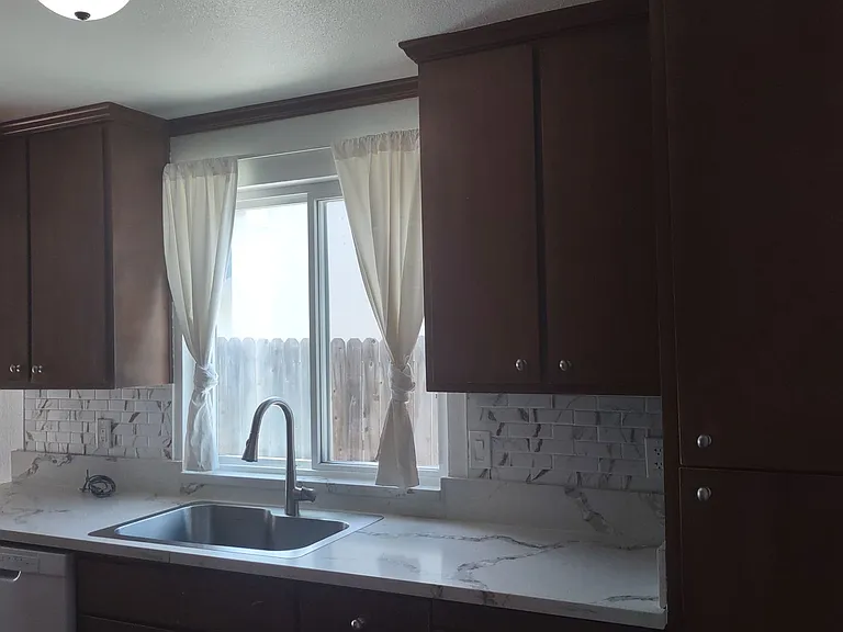 4111 Ozro Ct — Photo 5