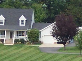 5902 Eric Dr, Mount Airy, MD 21771