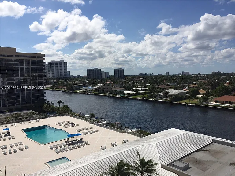 1985 S Ocean Dr #MZM — Photo 17
