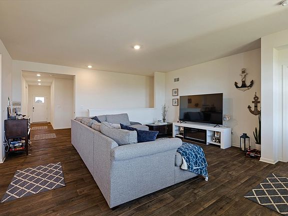 2nd image of 25313 W Maggie Ln