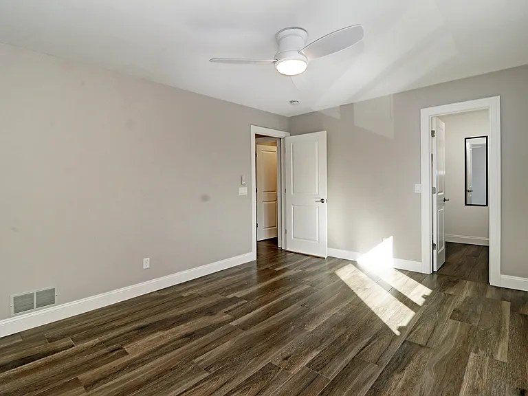 246 Main St #6 — Photo 12